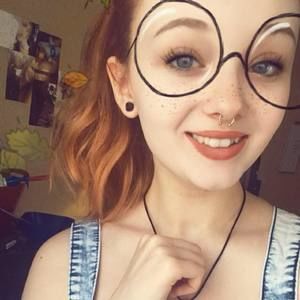 Meet your Posher, Lily